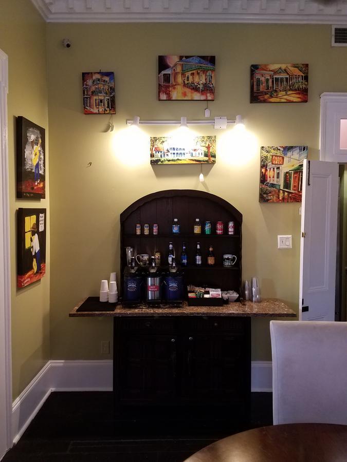 Frenchmen Hotel New Orleans Esterno foto