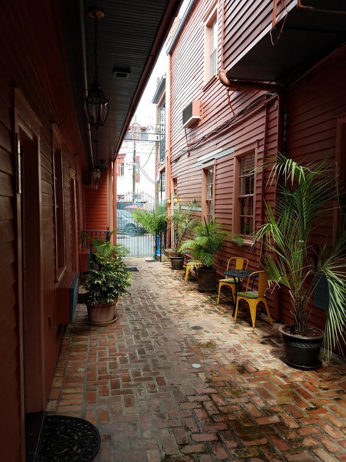 Frenchmen Hotel New Orleans Esterno foto